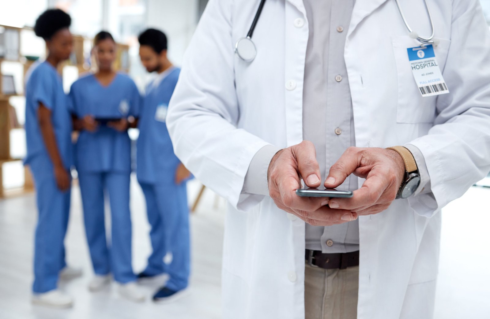 Hospitais podem estar fornecendo dados Sensíveis ao Facebook