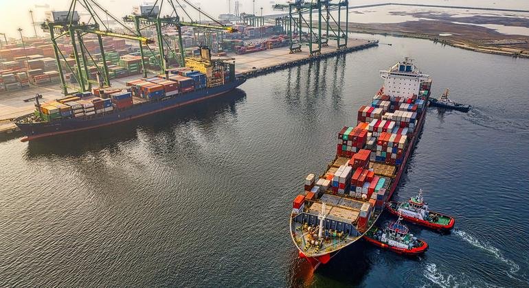 80% das mercadorias no mundo são transportadas em navios, diz ONU