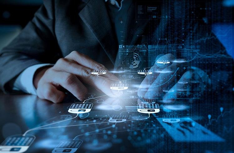 83% dos executivos preveem disrupção com blockchain e criptomoedas