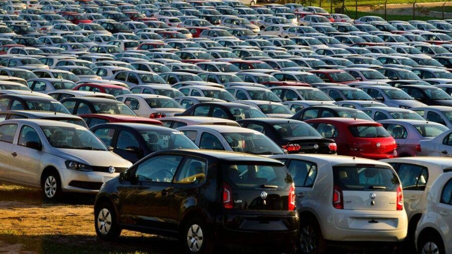 Investimentos bilionários das montadoras aquecem mercados relacionados