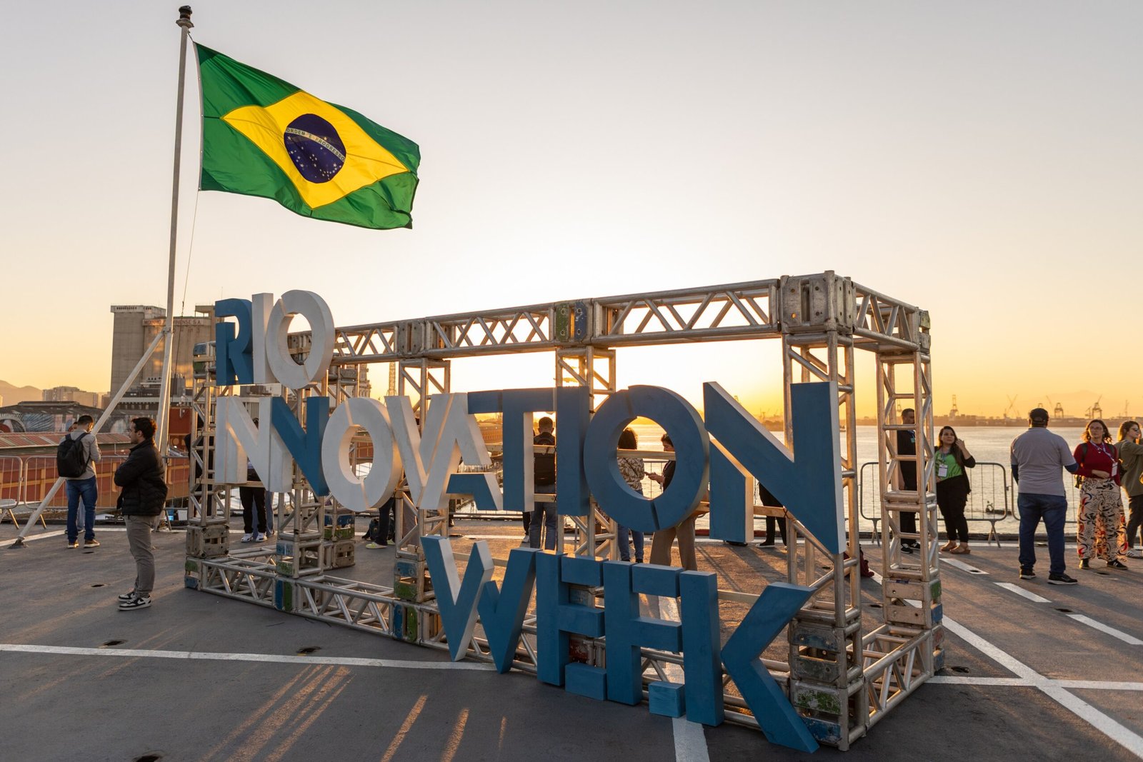 Rio Innovation Week 2026 terá debates sobre inteligência artificial e robótica; veja destaques
